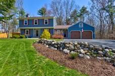 3 Bedroom Colonial In Queensbury — McCurdy Real Estate Group, Inc.