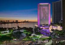 Full Moon Yoga & Sound Healing at InterContinental Miami