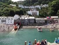 Live music on the harbour