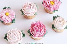 Cupcake Bouquet Class - Flowers Using Petal Tip (Roses and Petal Flowers)