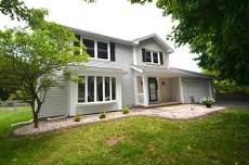 Open House: 2:00 PM - 4:00 PM at 6 Ironstone Dr