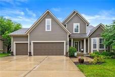 Open House: 4-6pm CDT at 15337 S Blackfoot Dr, Olathe, KS 66062