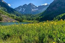 Aspen Women’s Yoga, Hiking, Hot Springs Retreat