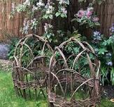 A Willow Weaving Demonstration by Vicky from Dovecote Willow July 2024