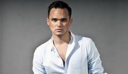 Gareth Gates Sings Frankie Valli and the Four Seasons