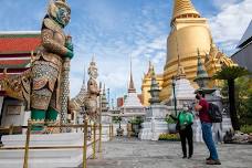 Grand Palace and Wat Arun Walking Tour: Discover Architectural Wonders in 3 Hours