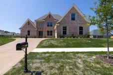 Open House: 12-5pm CDT at 4083 Herons Pond Ln, Lakeland, TN 38002