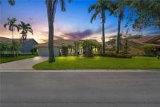 Open House: 12:00 PM - 3:00 PM at 5443 Nw 107th Ave