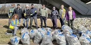 Trash and vegetation cleanup at Jones Point Park