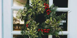 Wreath workshop in the cosy Little Wick Cottage