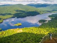 Road-trip in Quebec's National Parks of Canada, moderate hikes