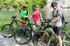 4 Lakes E-Bike Guided Tour and Lake Cruise: A Scenic Journey through the Heart of Switzerland