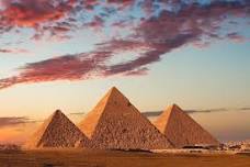 Day Tour from Alexandria to Giza: Witness the Splendour of Pyramids