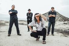 Roger Clyne & The Peacemakers