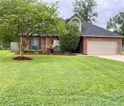 Open House: 12am-2pm CDT at 30412 Dawson Lane, Albany, LA 70711