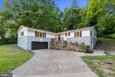 Open House: 12-2pm EDT at 4501 Terrace Pl, Harrisburg, PA 17110