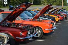 Mustang Cruise Night at the Wurlitzer