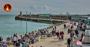 Bloco Fogo | Folkestone Harbour Arm