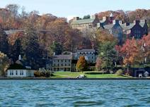 Cold Spring Harbor Laboratory Public Tours