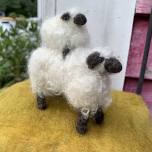 Needle Felted Sheep Workshop – In Person