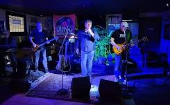 Vinyl Addiction Band Returns to the Lewiston Stone House