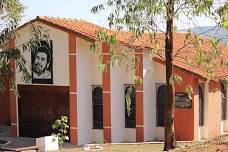 Che Guevara Memorial Tour: Explore Historic Sites of Vallegrande