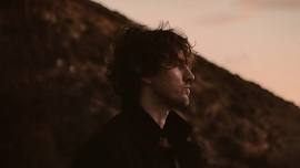 Dean Lewis