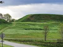 Hike at the Mounds