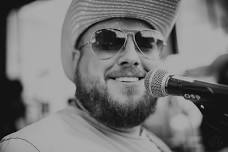 Weston Frank Live @ Hurley's Motorboat Beach Bar (acoustic)