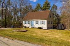 Open House: 1-3pm EDT at 38 Benefit St, Southbridge, MA 01550