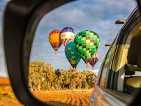 Cabonne Community Balloon Glow