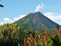 1 SPOT LEFT! Costa Rica Volcano, Rainforest, and Beach