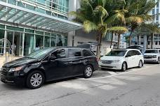 Private Airport Transfer: Comfortable Travel from ANR Robinson Airport to Hotels or Ferry