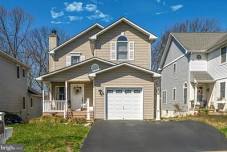 Open House: 1-3pm EDT at 567 Upland St, Pottstown, PA 19464