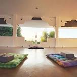 Four Seasons Yoga Teacher Training and Retreats