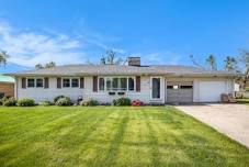 Open House: 2-4pm EDT at 226 Lamar Dr, Portage, MI 49024