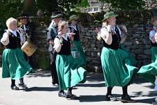 Morris Dancing at Kenninghall Red Lion