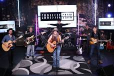 Chrissie Crow at Daryl's House Club