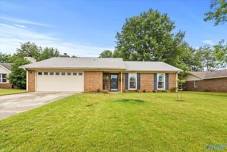 Open House: 2-4pm CDT at 1005 Kinsey Dr Se, Huntsville, AL 35803