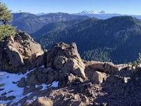 You want views? ~ Iron Mountain Trail, 1368' eg., 3.5 miles, Dog friendly