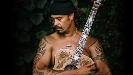 Michael Franti and Spearhead