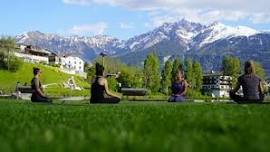 Lake Yoga in Laax - Nadine Otte