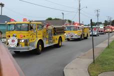 (VA) Colonial Beach VFD Riverfest Parade