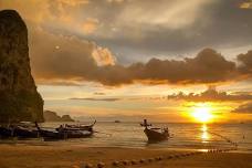 Krabi 4 Islands Tour: Explore Tub, Poda, Chicken Island and Phranang Cave with Seafood Dinner