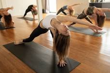 Yoga Hot Vinyasa Flow