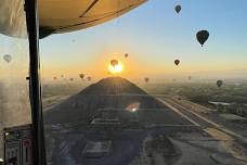 Hot Air Balloon Ride Over Teotihuacan: Inclusive of Transport from Mexico City and Buffet Breakfast