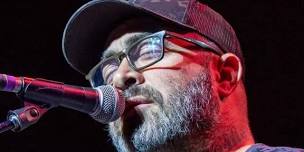 Aaron Lewis