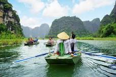 Ninh Binh Full-Day Trip: Explore the ancient capital Hoa Lu and picturesque Tam Coc