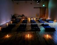 Candlelit Soundbath Meditation & Cacao