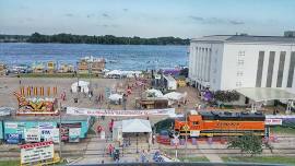 burlington iowa steamboat days